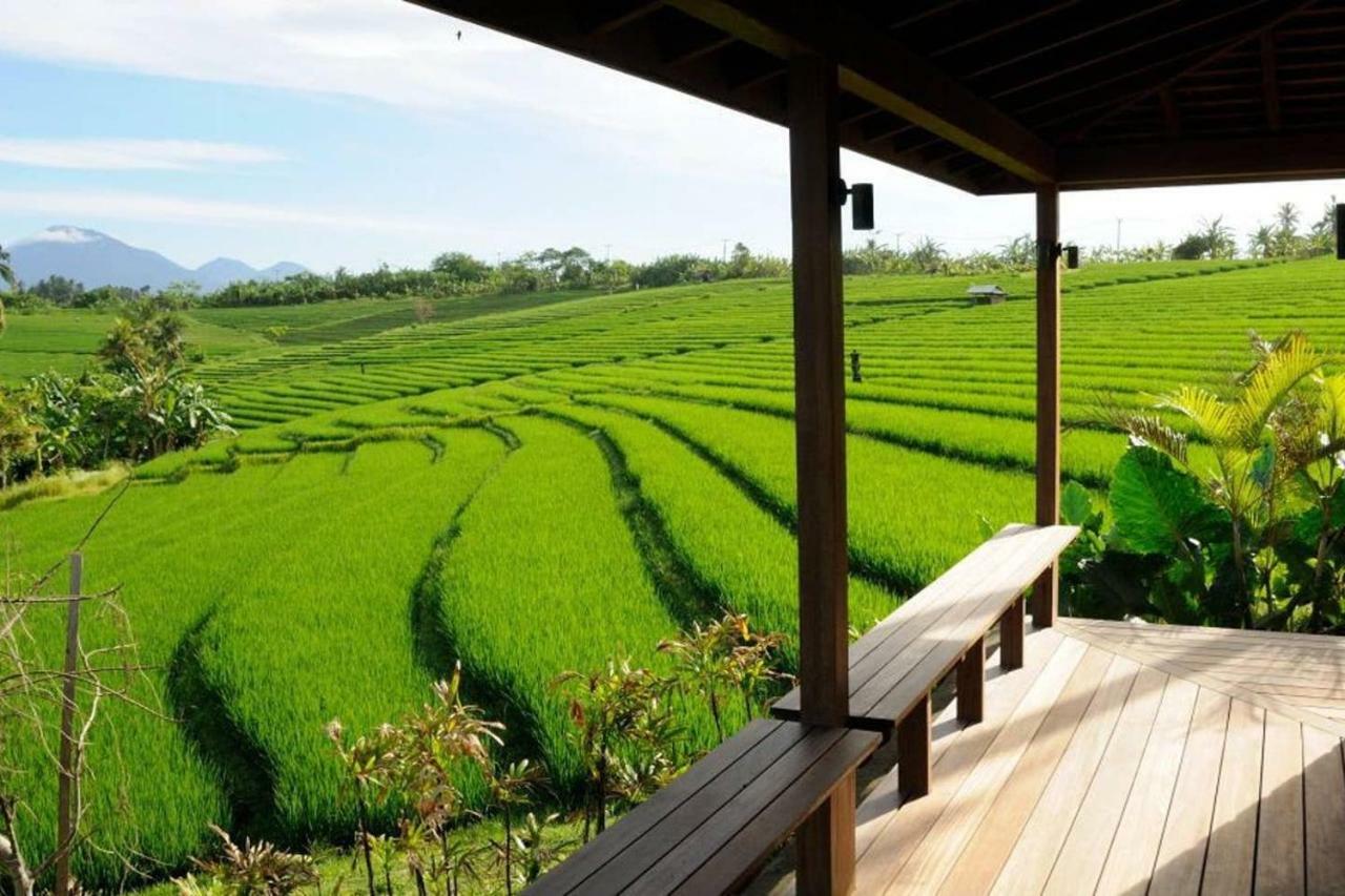 Bulung Daya Beach Villa Retreat 安达沙里 外观 照片