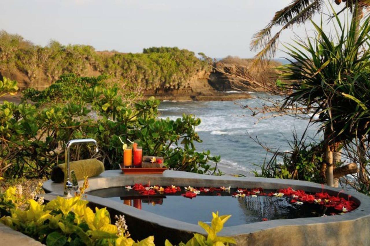 Bulung Daya Beach Villa Retreat 安达沙里 外观 照片
